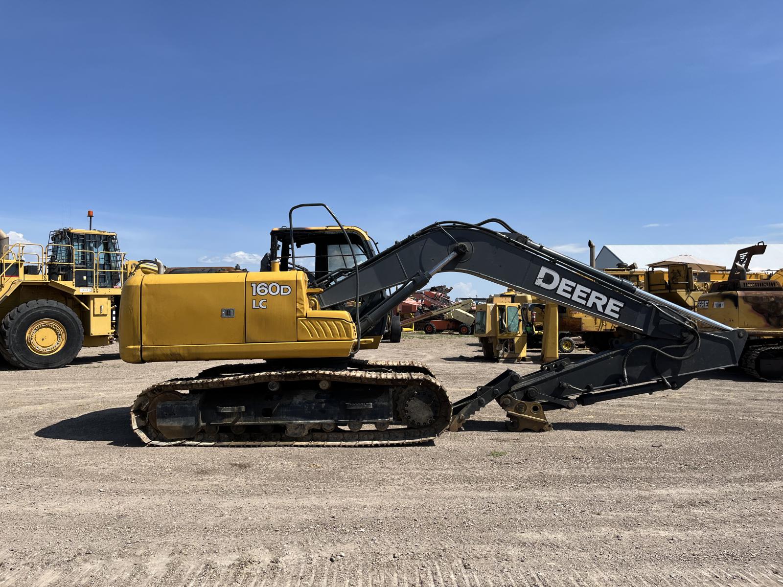 ./imagenes/INVOICE/2019/18272/JOHN DEERE 160D (17).JPG